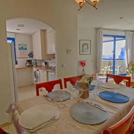Apartamento Sleeps 7 With Pool Air Con And Wifi